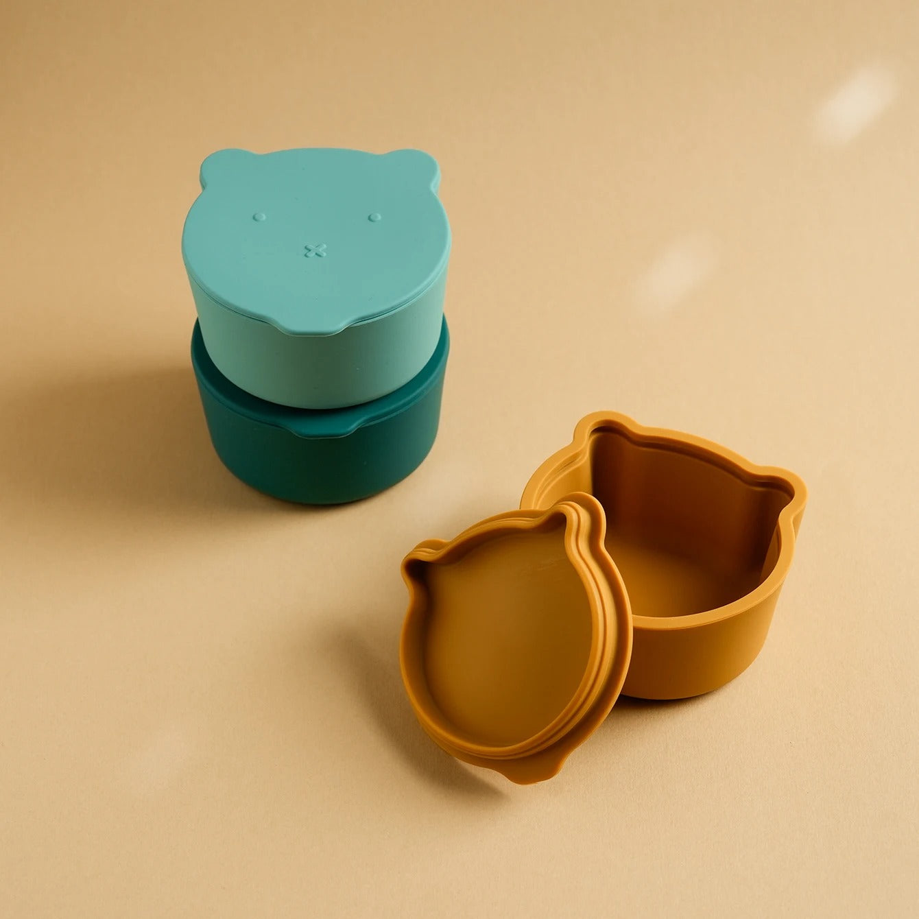 1PCS Baby Cartoon Silicone Feeding Snack Cup Toddle Portable Food Storage Box Portable Snacks Container Children's Tableware