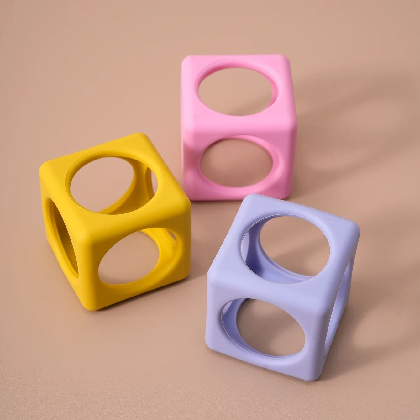 1Pcs Baby Silicone Teether Toys BPA Free Silicone Square Nursing Teething Chewing Toy Kids Teether Toys Baby Molar Accessories