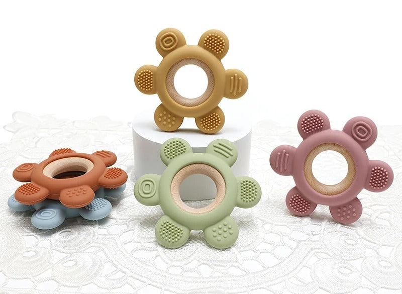 Color Kids 1PC Silicone Teether Toy newborn Rudder Shape Wooden Teether Ring Baby Toys BPA Free Molar Stick Baby Accessories