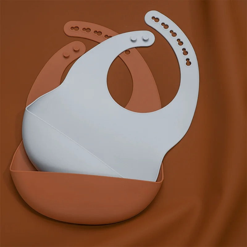 1 Pcs Soft Silicone Burp Bibs For Children Fashionable Baby Breastplate Feeding Waterproof Bibs Food Grade Newborn Accessories