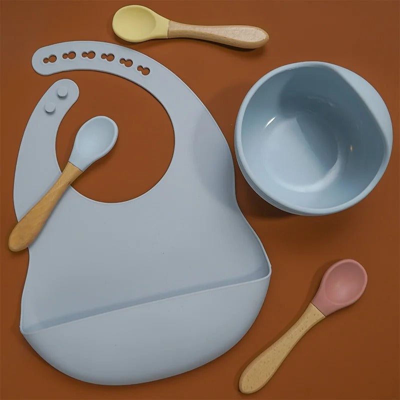 1 Pcs Soft Silicone Burp Bibs For Children Fashionable Baby Breastplate Feeding Waterproof Bibs Food Grade Newborn Accessories