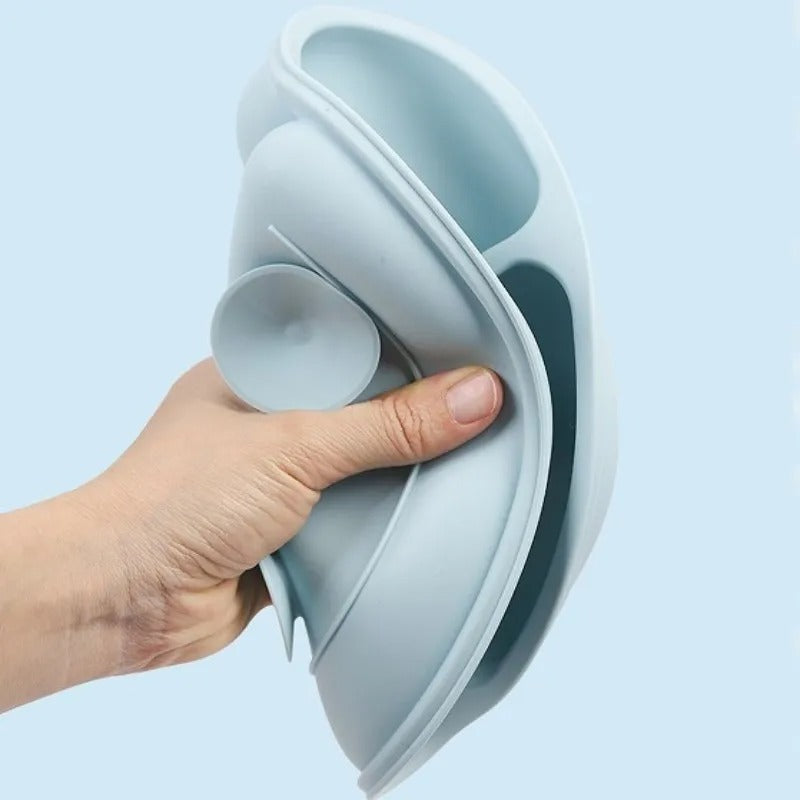 8PCS Baby Silicone Feeding Set Bibs Sucker Dinner Plate Antislip Bowl Spoon Cup Children's Tableware Baby Stuff