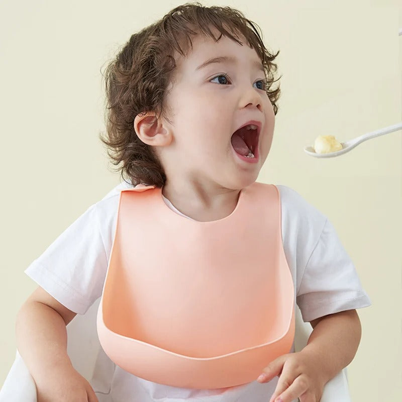 Best Gifts For Newborns Solid Silicone Baby Feeding Bibs Burp Cloths Bandana Fashionable Aprons Breastplate Baby Stuff