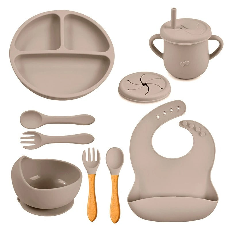8PCS Baby Silicone Feeding Set Bibs Sucker Dinner Plate Antislip Bowl Spoon Cup Children's Tableware Baby Stuff