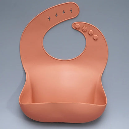 Best Gifts For Newborns Solid Silicone Baby Feeding Bibs Burp Cloths Bandana Fashionable Aprons Breastplate Baby Stuff