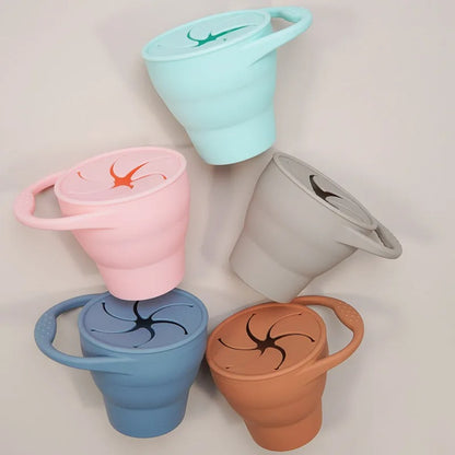 100%Food Safe Approve Silicone Container For Small Items Fashionable Snack cup Portable Food Cup With Lid Baby Accessories