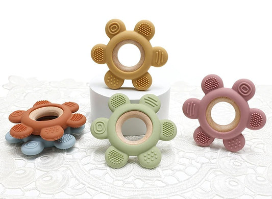 Color Kids 1PC Silicone Teether Toy newborn Rudder Shape Wooden Teether Ring Baby Toys BPA Free Molar Stick Baby Accessories
