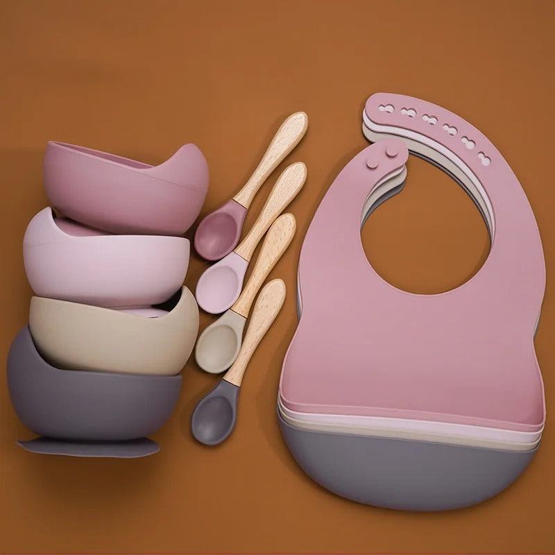3PCS Baby Silicone Feeding Set Bibs Sucker Dinner Plate Antislip Bowl Spoon Cup Children's Tableware Baby Stuff