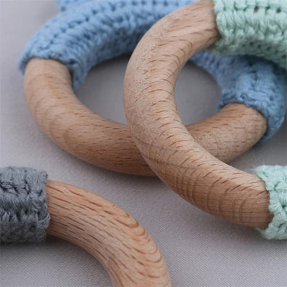Food Grade Wooden Rings Wristband Infant Feeding Circles Bites Toys DIY Knitting Baby Teether Toys Newborn Fitness Frame Pendant